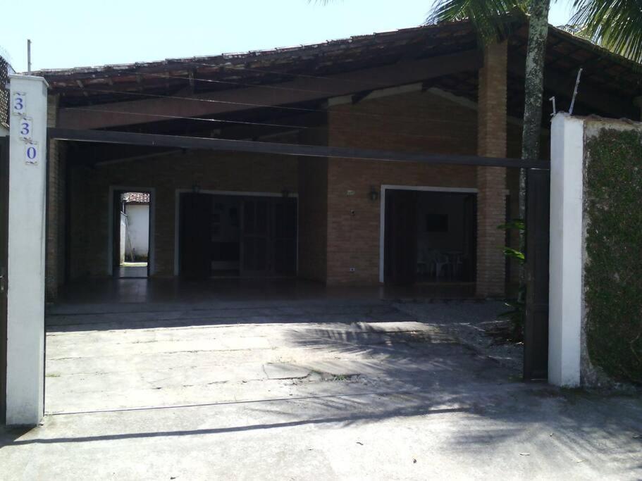 Casa Neves, Ampla, Proxima A Grande